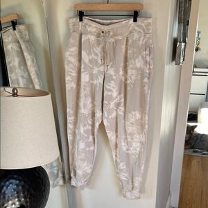 Athleta brown tie dye sweatpants 1X